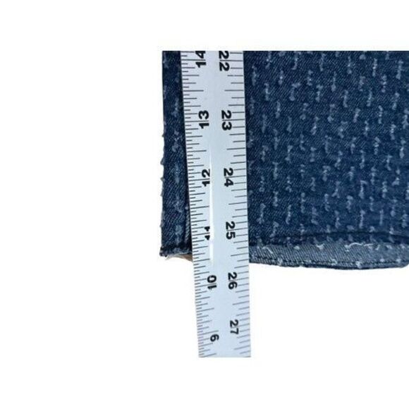 Time and Tru Jeans NWOT Womens Size 4 Ankle Length Frayed Hem - Picture 5 of 9